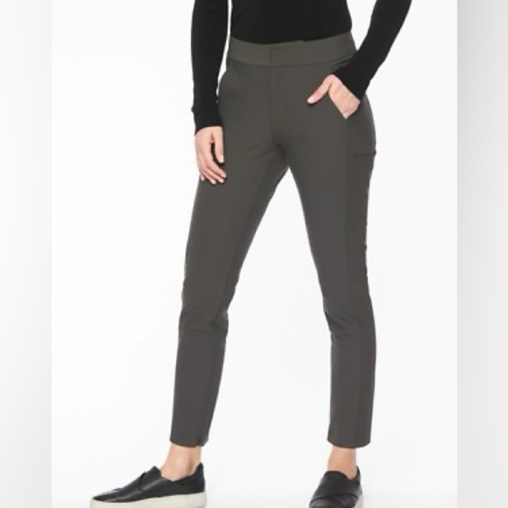 Athleta Stellar Pants, Arbor Olive Size 12 Tall
